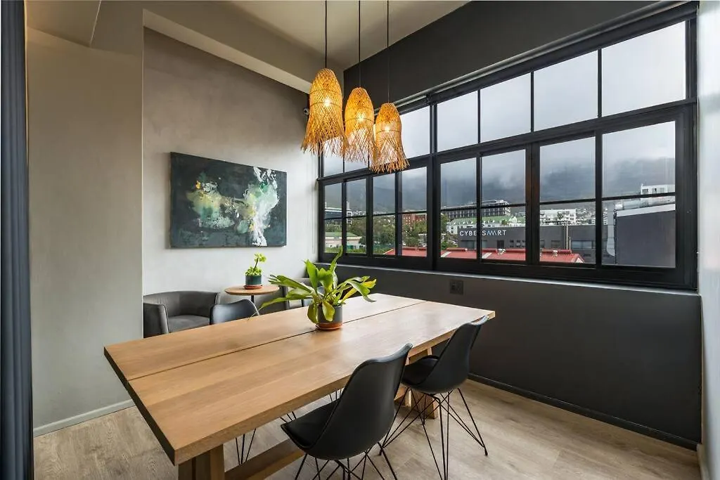 Cosy Little Studio On Harrington Street Cape Town Güney Afrika